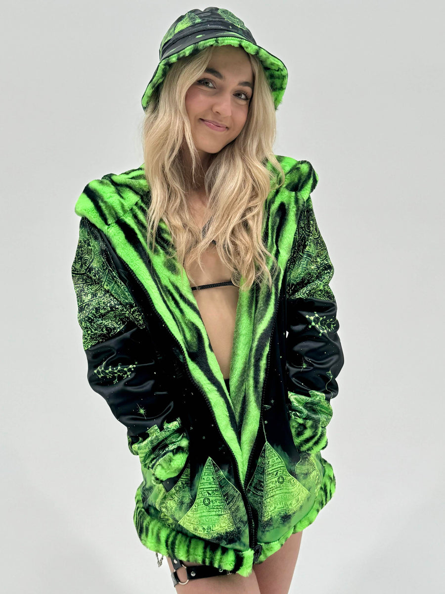 Alien Aura 🛸 Reversible Faux Fur Jacket